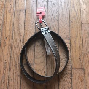 NWT Levi’s reversible leather belt